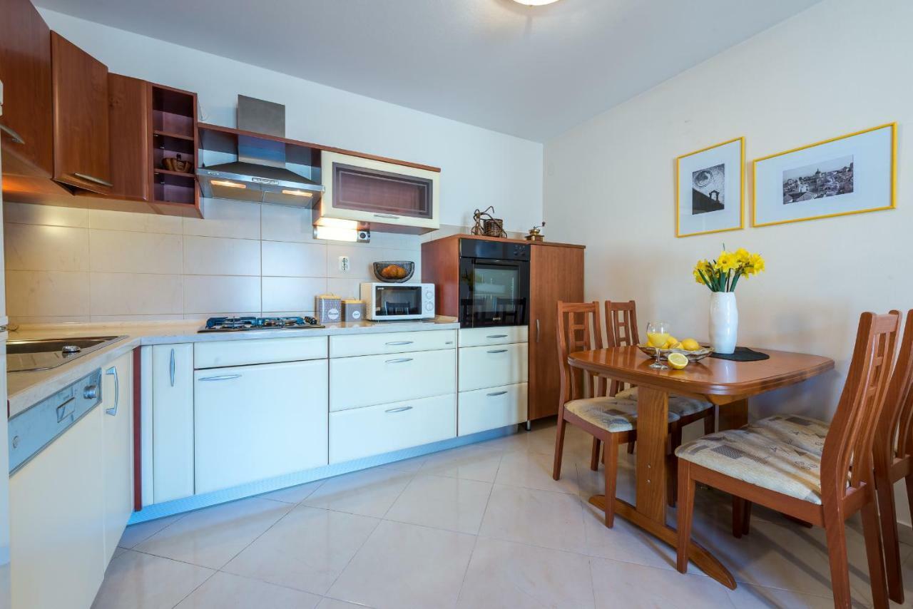 Summer Life Apartment Слано Екстер'єр фото