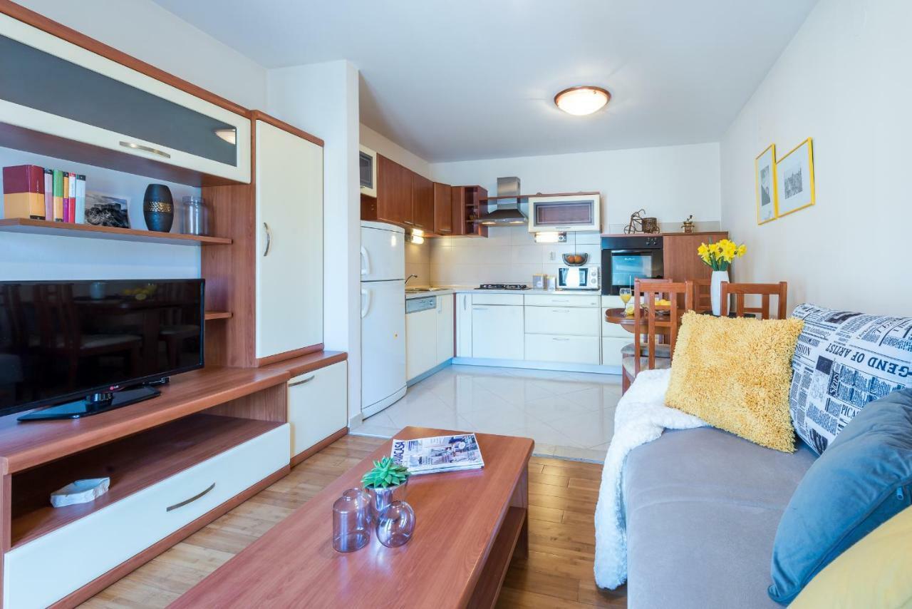 Summer Life Apartment Слано Екстер'єр фото