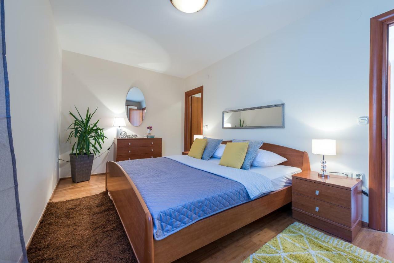 Summer Life Apartment Слано Екстер'єр фото